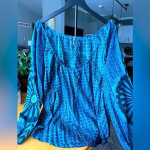 🦋 FREE PEOPLE 🦋. XL but extremely oversized and fits 2X or 3X